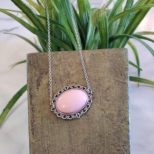 Pink Stone Silver Tone Necklace 💥3 for $24💥